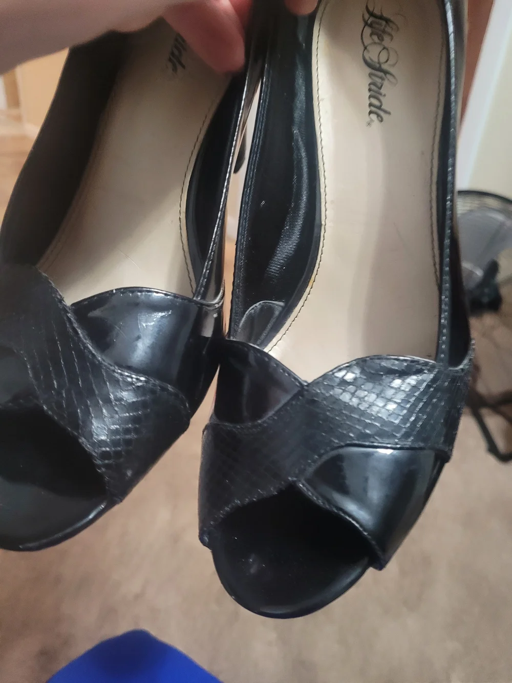 Life Stride Women's Black Peep-Toe Pumps